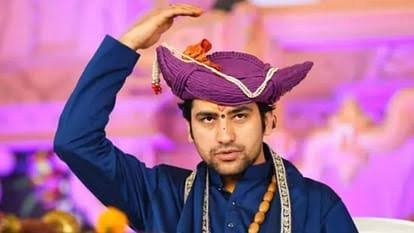 जहाँ हैं वहीँ से मनाए जन्मदिन,  हाथरस हादसे के बाद बाबा बागेश्वर ने की भक्तों से अपील !