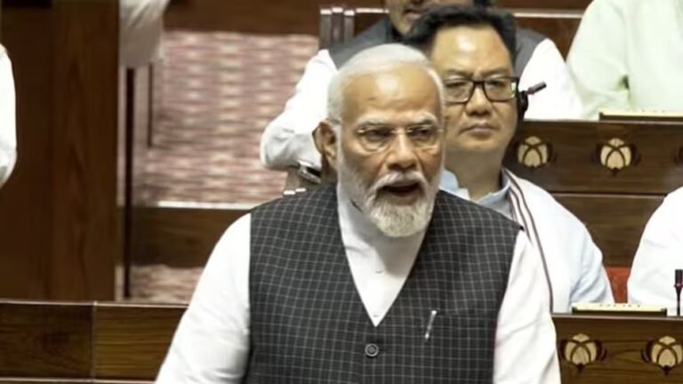 कांग्रेस के एक तिहाई सरकार वाले तंज पर पीएम मोदी का पलटवार,’10 साल हुए, 20 अभी बाकी’