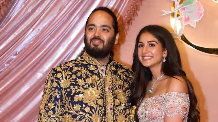 Anant Radhika Wedding:  अनंत-राधिका की शादी का असर, मुंबई के इन कर्मचारियों को वर्क फ्रॉम होम मिल गया !