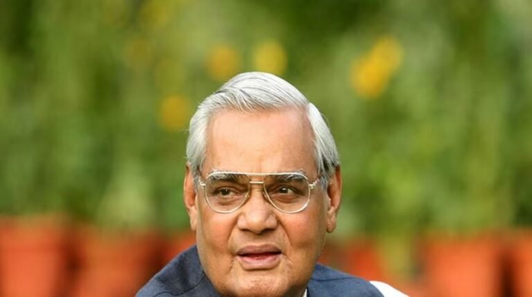 अटलजी की पुण्यतिथि आज: यूं ही कोई अटल नहीं हो जाता, एक ‘प्रतिज्ञा’ से खड़ा कर दिया था अलग राज्य