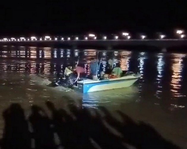 Ayodhya में श्रद्धालुओं से भरी नाव पलटी, तलाश अभियान जारी !