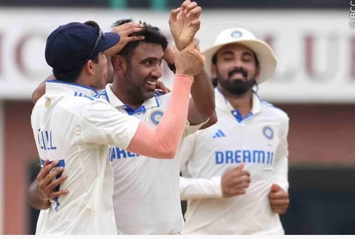 शेन वॉर्न को जल्द पीछे छोड़ सकते हैं अश्विन, ये रिकॉर्ड भी तोड़ेंगे