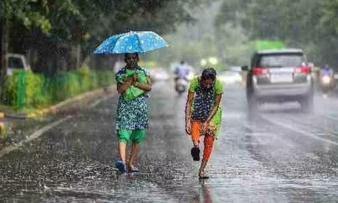पहाड़ से लेकर मैदान तक बारिश ही बारिश, 18 राज्यों में अभी भी अलर्ट