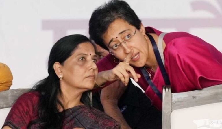 इस्तीफे का खेल: लालू जैसी चालाकी करेंगे अरविंद केजरीवाल या हो जाएंगे ‘तबाह’