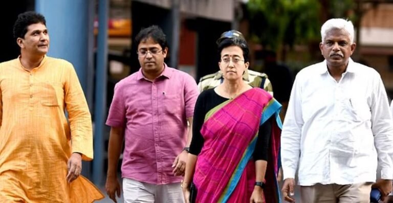 काशी की बहू हैं आतिशी, समाजसेवा से जुड़े हैं पति, जानिए उनके बारे में सबकुछ