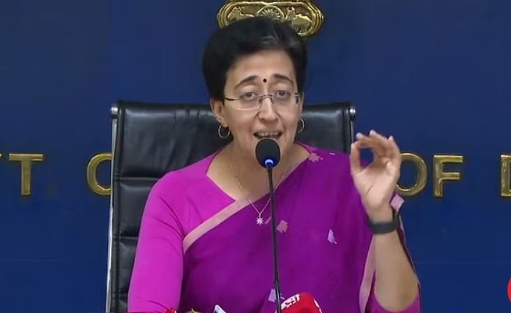 21 सितंबर को आतिशी का शपथ ग्रहण, दो मंत्री भी लेंगे शपथ, पुराने साथियों पर ही दांव खेलेगी AAP