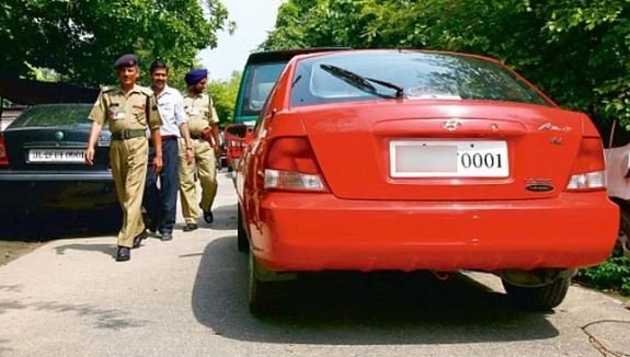 वीआईपी नंबर चाहिए तो अब जेब होगी और ढीली, जानिए कितने का मिलेगा 0001 नंबर