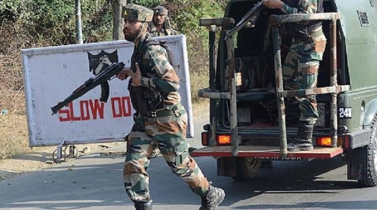 सेना के काफिले पर बड़ा हमला, सुरक्षाबलों ने 3 आतंकियों को कर दिया ढेर