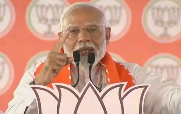 महाराष्ट्र में गरजे मोदी, कहा- युवाओं को नशे में फंसा उस पैसे से सत्ता चाहती है कांग्रेस