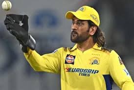 IPL 2025: धोनी फैंस के लिए बड़ी खुशखबरी, अभी खेलते रहेंगे माही, जानें किस पोजिशन पर उतरेंगे