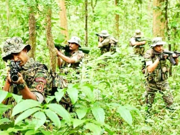 Sukma Encounter: सुकमा एनकाउंटर में सुरक्षाबलों ने मुठभेड़ में 10 नक्सलियों को मार गिराया, भारी मात्रा में हथियार बरामद
