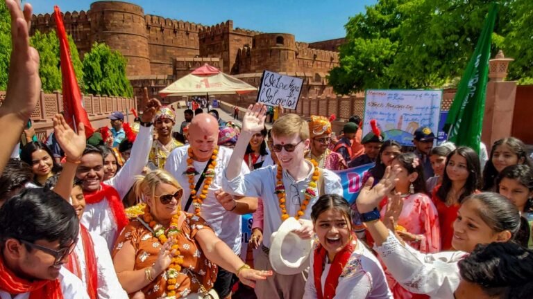 भारत में 2023 में आए 95.2 लाख विदेशी पर्यटक, पर्यटन क्षेत्र ने जीडीपी में 5 प्रतिशत योगदान दिया