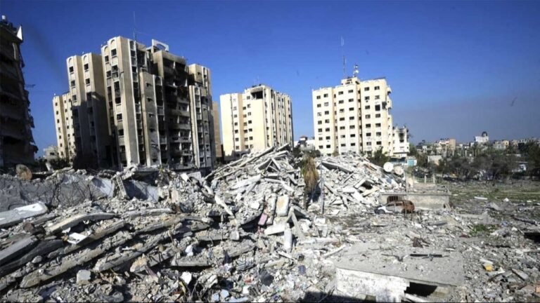 Israel’s Havoc On Gaza Continues: गाजा पर इजरायल बरसा रहा कहर, हवाई हमलों में 21 लोगों की मौत, 28 घायल