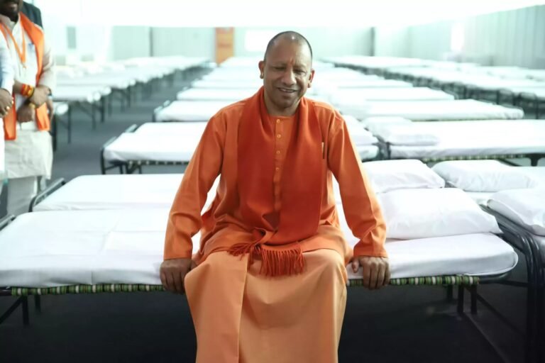 अयोध्या: महाकुंभ के श्रद्धालुओं के लिए बनेगा 3000 क्षमता का आश्रय स्थल, सजावट और सुविधाओं की तैयारियां जोरों पर !