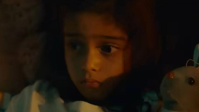 क्रिसमस पर बनी सस्पेंस थ्रिलर ‘मैरी क्रिसमस’ – सोच से परे क्लाइमैक्स, देखकर रह जाएंगे हैरान!