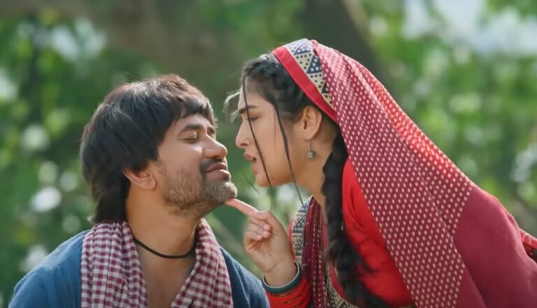 आम्रपाली दुबे ने ‘मरून साड़ी’ में दिखाया जलवा, निरहुआ संग शानदार केमिस्ट्री ने जीता दिल, गाना यूट्यूब पर कर रहा धूम!