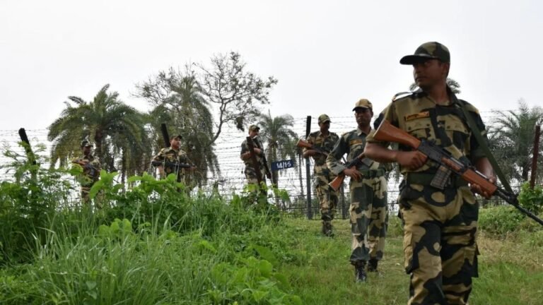 भारत-बांग्लादेश बॉर्डर पर किसानों के बीच झड़प, बीएसएफ और बीजीबी ने समय रहते हालात संभाले