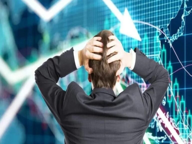 Stock Market Crash 2025: रॉबर्ट कियोसाकी ने की भविष्यवाणी, फरवरी 2025 में होगा इतिहास का सबसे बड़ा स्टॉक मार्केट क्रैश!
