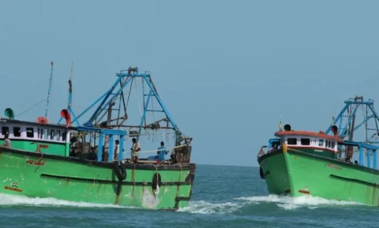श्रीलंकाई नौसेना की गोलीबारी से भारतीय मछुआरे घायल, भारत ने जताया विरोध !