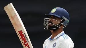 IND VS AUS: विराट कोहली फिर फ्लॉप, सरफराज को मौका नहीं, आखिर क्या कर रहा है मैनेजमेंट?