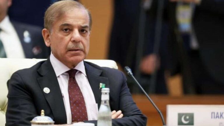 पाकिस्तान में फेसबुक पर ईशनिंदा के आरोप में 4 लोगों को मौत की सजा और 80 साल की कैद !