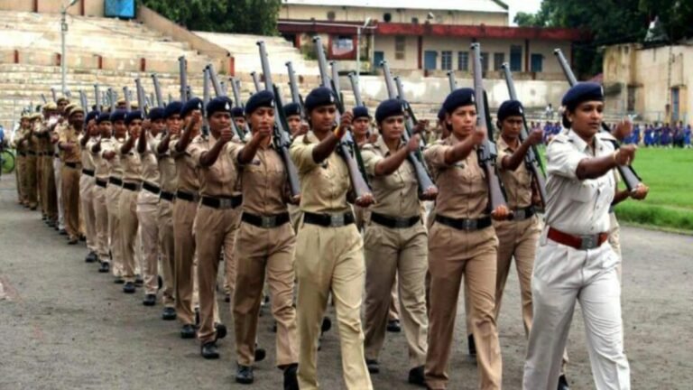 UP News: 3 बहनों ने यूपी पुलिस सिपाही भर्ती में एक साथ किया चयन, दिवंगत पिता और दादा का सपना किया साकार