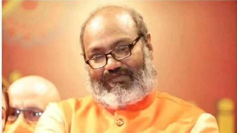 डासना देवी मंदिर के महंत यति नरसिंहानंद पर विवादित बयान के बाद मामला दर्ज, धार्मिक भावनाओं को ठेस पहुंचाने का आरोप