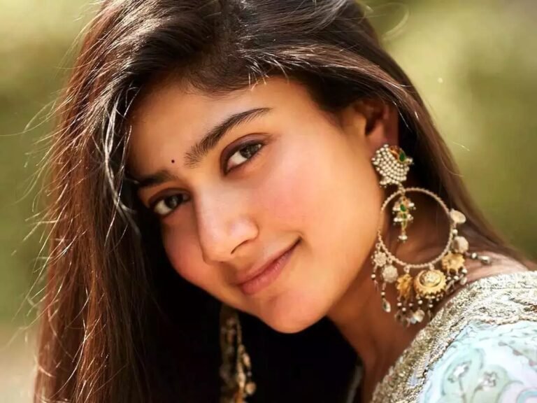 Sai Pallavi: साई पल्लवी डॉक्टरी छोड़ सिनेमा में लाई भूचाल, अपनी नैतिकता से जीत रही हैं दिल