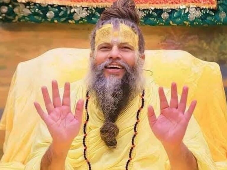 प्रेमानंद महाराज बने डीप फेक का शिकार, आश्रम ने दी चेतावनी—कहा, किसी को भी ऐसा वीडियो बनाने या शेयर करने की अनुमति नहीं