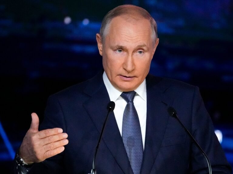 तालिबान से प्रतिबंध हटाने के बाद रूस के लिए मुश्किलें बढ़ीं, UN में उठे सवाल