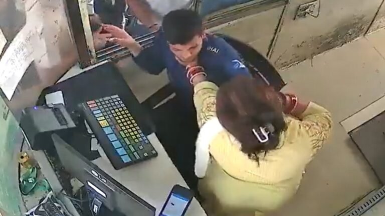 छिजारसी टोल प्लाजा पर महिला की गुंडागर्दी, टोल कर्मी को थप्पड़ मारे, गला घोंटने की कोशिश